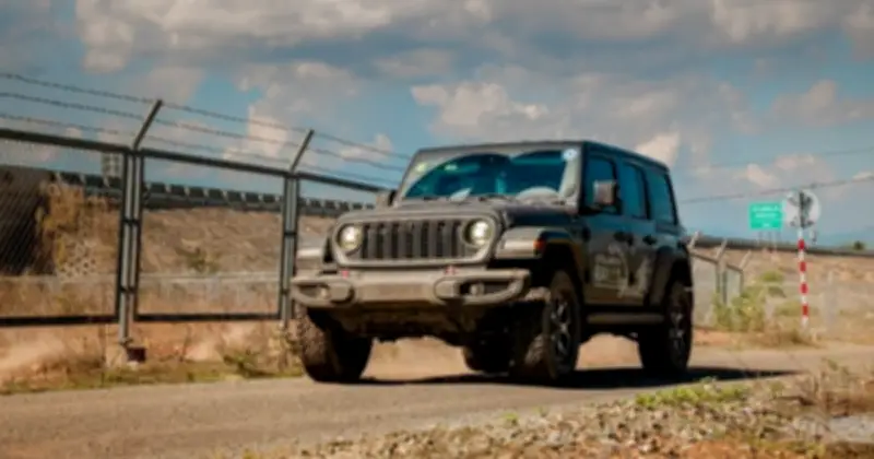 Jeep và RAM chinh phục địa hình khắc nghiệt trong hành trình rally đầy thử thách
