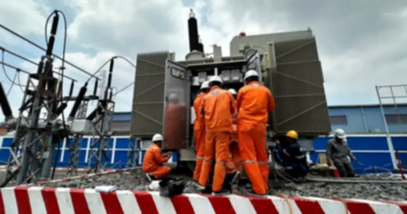 Ký ức điện và hành trình 50 năm thắp sáng thành phố mang tên Bác