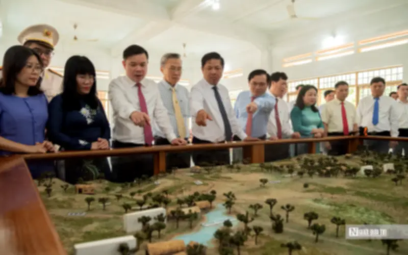 Kỷ niệm 136 năm Ngày sinh Bác Hồ: Dâng hương tưởng nhớ công lao vĩ đại