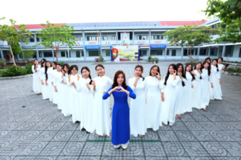 Kỷ niệm 136 năm ngày sinh Chủ tịch Hồ Chí Minh: Du lịch kết nối di sản và hòa bình