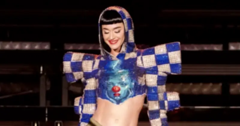 Katy Perry biểu diễn tại World Cup 2026 gây tranh cãi dữ dội