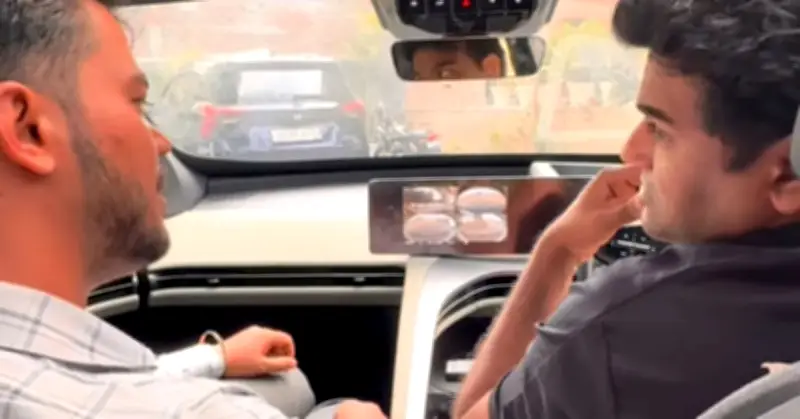 Khách tố đại lý bán ô tô từng tai nạn, camera trên xe ghi lại toàn bộ vụ va chạm