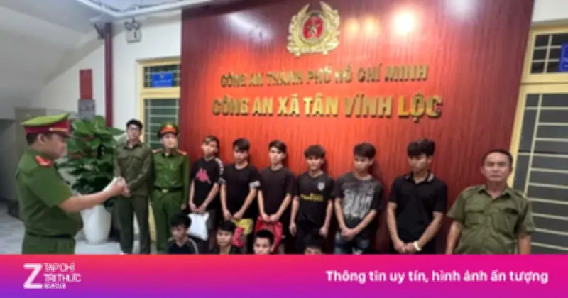 Khởi tố 11 đối tượng mang hung khí rượt đuổi nhau ở TP.HCM