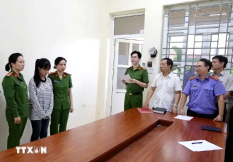 Khởi tố 2 bị can vụ đánh hội đồng tại trường Cao đẳng nghề Việt Xô số 1