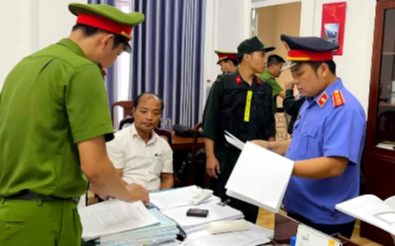 Khởi tố 8 bị can vụ sai phạm trồng rừng tại Huế
