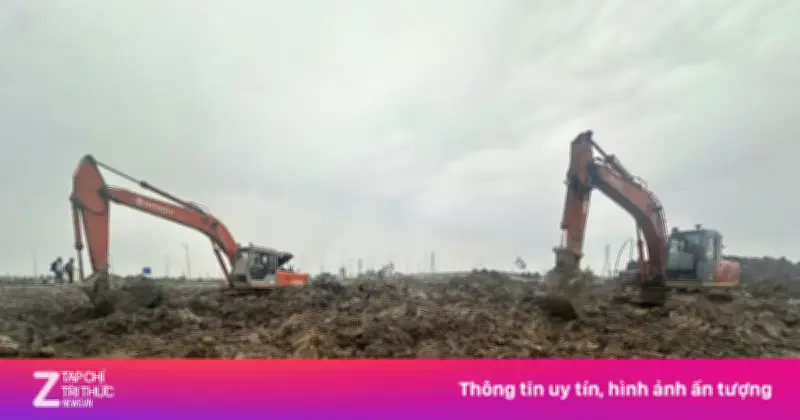 Khởi tố giám đốc đổ hơn 370 tấn chất thải vào cụm công nghiệp