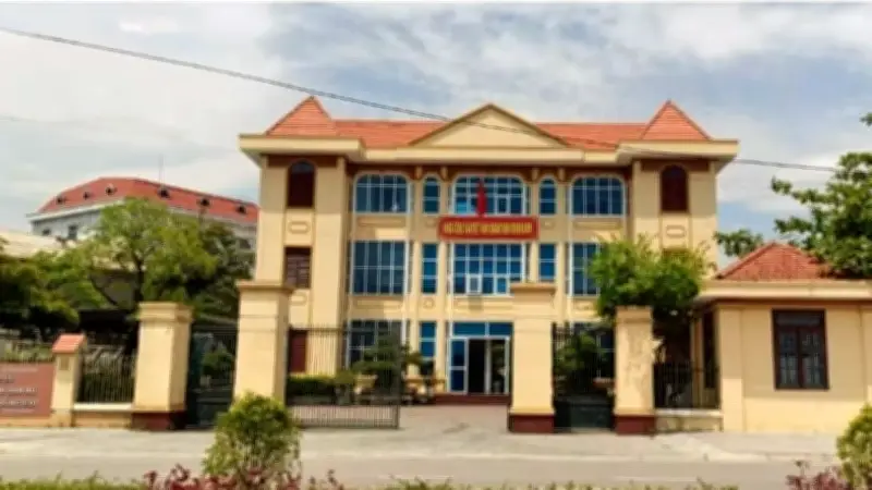 Khởi tố nguyên Chi cục trưởng Thi hành án dân sự Đồng Hới