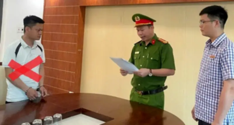 Khởi tố nguyên cán bộ giải phóng mặt bằng Hải Dương lừa đảo 180 triệu