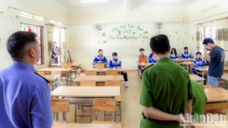 Khởi tố vụ án nam sinh lớp 8 tự tử nghi do bạo lực học đường