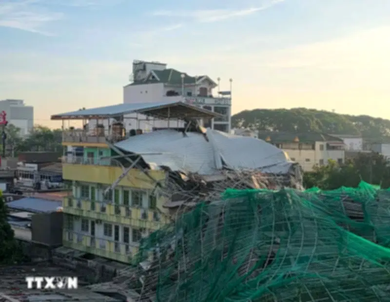 Khẩn trương tìm kiếm người mất tích trong vụ sập tòa nhà 9 tầng ở Philippines