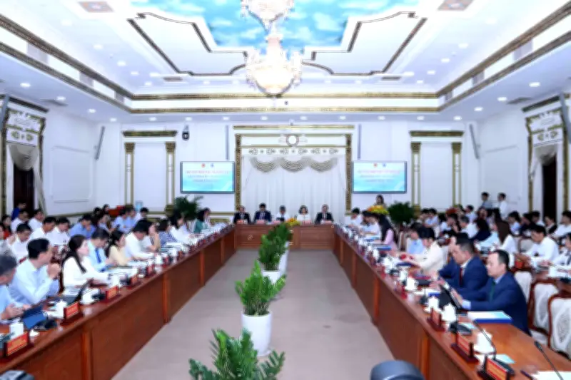 Khẳng định vai trò trung tâm của cơ quan dân cử địa phương