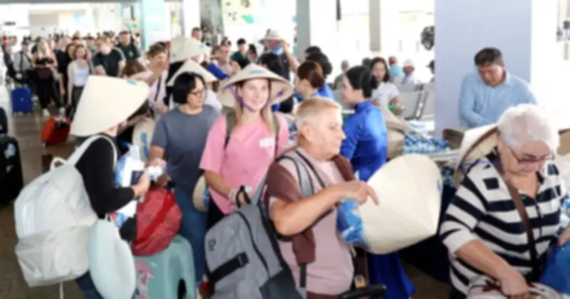 Khánh Hòa thiếu hướng dẫn viên tiếng Nga trầm trọng, doanh nghiệp 'chạy đua' tìm người