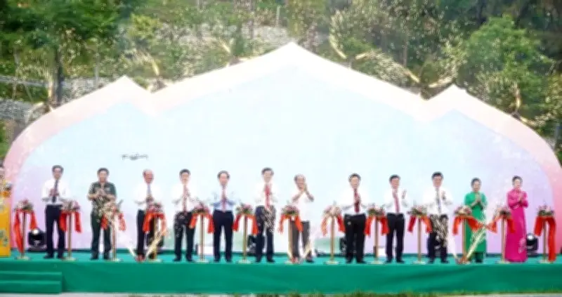 Khánh thành công trình Thác 9 tầng tại Khu di tích quốc gia đặc biệt Khu lưu niệm Chủ tịch Hồ Chí Minh