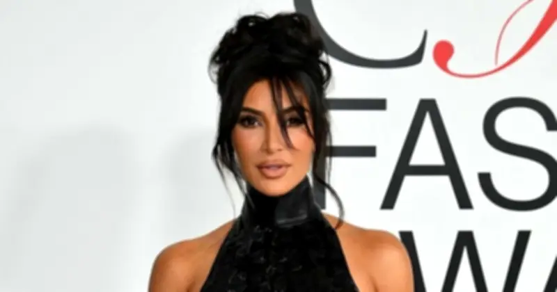 Kim Kardashian rao bán tủ đồ hàng hiệu triệu đô để gây quỹ từ thiện