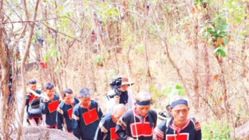 Lễ cầu mưa linh thiêng của người Gia Rai trên đỉnh Chư Tao Yang
