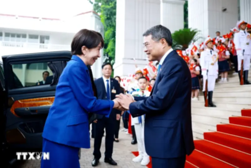 Lễ đón Thủ tướng Nhật Bản Takaichi Sanae thăm chính thức Việt Nam