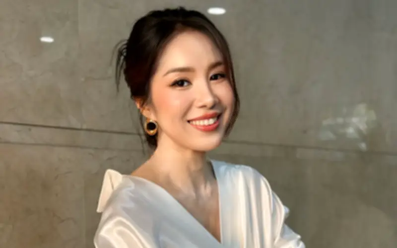 Lê Phương xúc động nói lời tạm biệt hai vai diễn đối lập