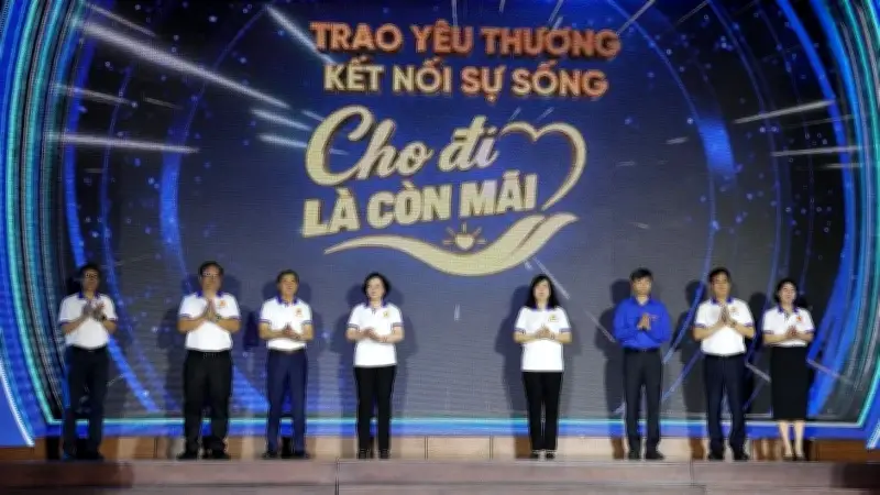 Lễ phát động Ngày hưởng ứng hiến tặng mô, tạng 20/5: Cho đi là còn mãi