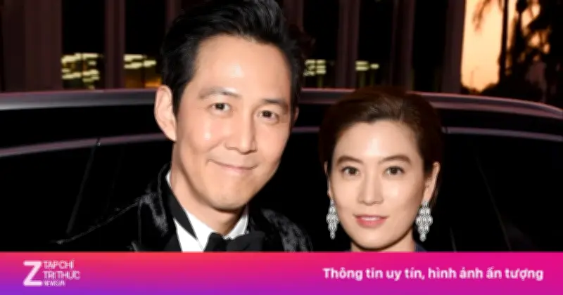 Lee Jung Jae và bạn gái Lim Se Ryung đi xem hòa nhạc, diện đồ đôi