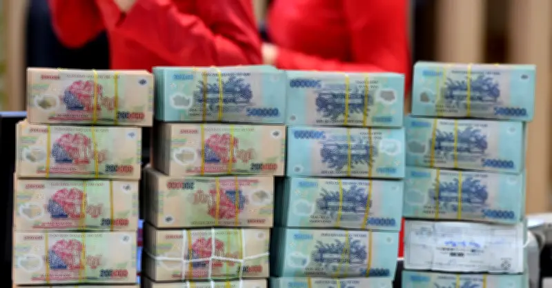 Lãi suất tiết kiệm 12 tháng vượt 7%: Sacombank dẫn đầu 7,7%