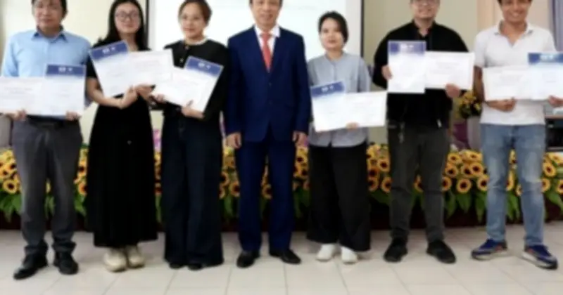 Liên đoàn Cờ Việt Nam lý giải việc chưa chuyển học phí cho FIDE