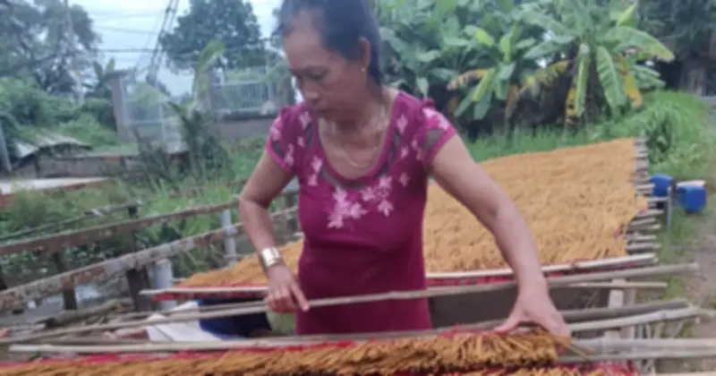 Làng nghề se nhang Lê Minh Xuân đổi thay nhờ điện lưới thành phố