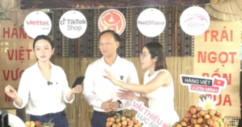 Lãnh đạo tỉnh Bắc Ninh livestream bán vải thiều, thu hút hơn 832.000 lượt xem