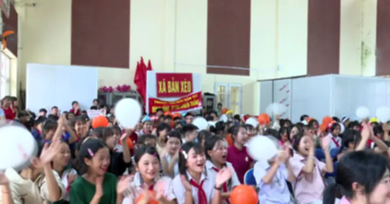 Lào Cai đẩy mạnh truyền thông, trang bị kỹ năng bảo vệ trẻ em trong kỷ nguyên số