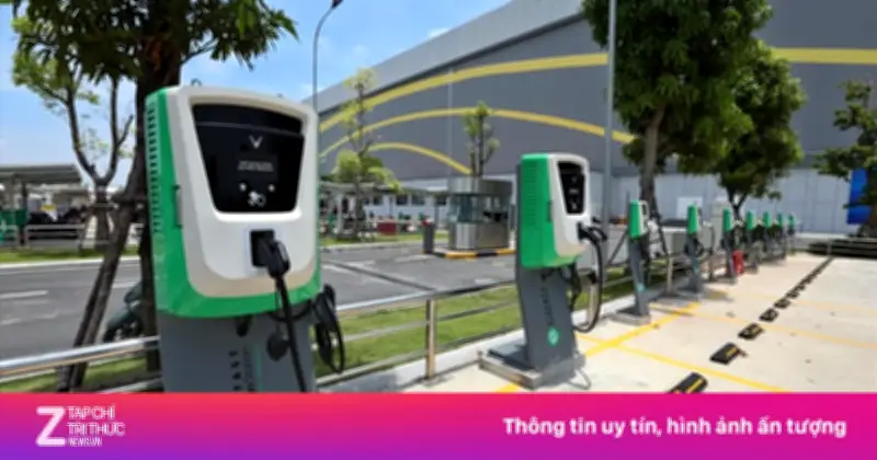 Lắp bổ sung trạm sạc điện trên cao tốc Bắc-Nam phía Đông