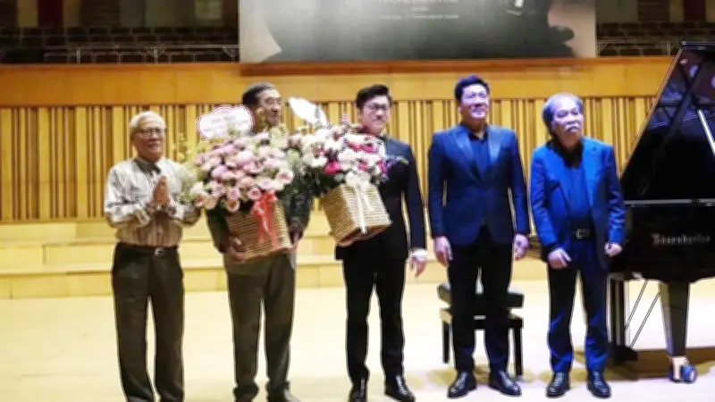 Lưu Hồng Quang chạm tới chiều sâu Liszt: Đêm diễn vượt tầng cảm xúc
