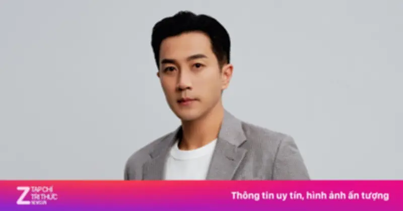 Lưu Khải Uy bị bắt gặp nắm tay bạn gái mới sau chia tay Lý Tiểu Phong