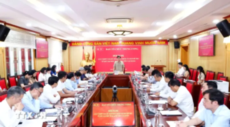 Lấy ý kiến nhà trường vào dự thảo về kết nạp học sinh, sinh viên vào Đảng