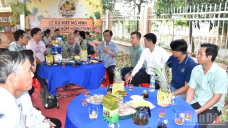 Mô hình cà phê khóm kết nối nông dân, doanh nghiệp và chính quyền tại Đồng Tháp