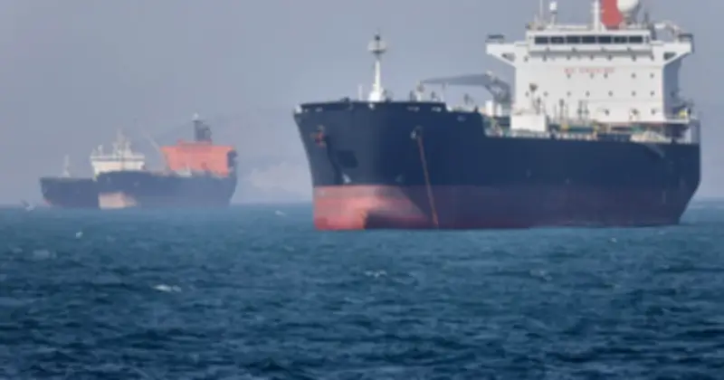 Mỹ-Iran đối đầu căng thẳng tại eo biển Hormuz, nhiều tàu bị đánh chìm