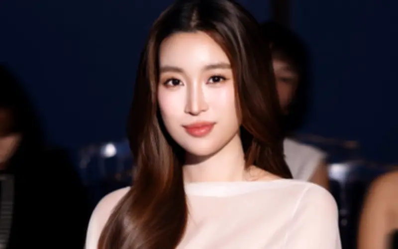 Đỗ Mỹ Linh xúc động khi nhận tin vui sau gần 10 năm tham gia Miss World