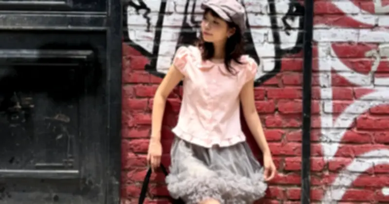 Mũ newsboy: Phụ kiện thời thượng cho phái đẹp mùa hè