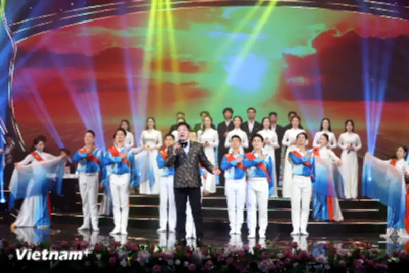 Đêm nghệ thuật 'Sáng mãi tên Người' dòng chảy ký ức về Bác Hồ kính yêu