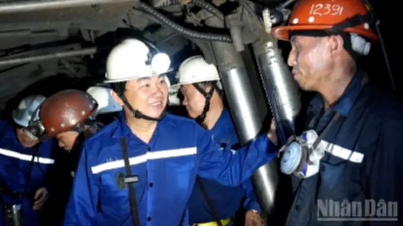 Mỏ than Mông Dương: Từ lò giếng đứng đầu tiên đến kỷ lục sản lượng mới