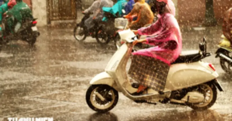 Mưa giông diện rộng tại Nam bộ, bão Jangmi không ảnh hưởng trực tiếp