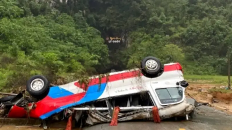Mưa lớn gây ngập lụt nặng tại Cao Bằng, 114 nhà dân chìm trong nước