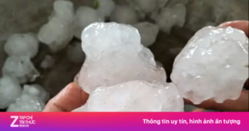 Mưa đá to bằng quả trứng gà trút xuống Nghệ An, thiệt hại nặng nề