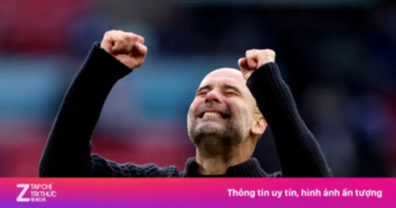 Man City dựng tượng và đặt tên khán đài vinh danh Pep Guardiola