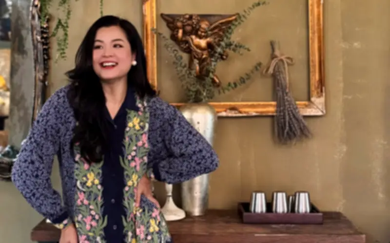 MC Thu Hương đam mê thời trang vintage, phong cách cổ điển