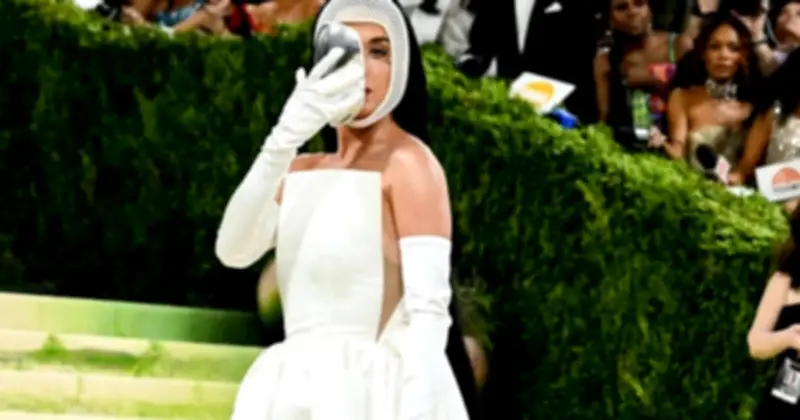 Met Gala 2026: Loạt tạo hình gây tranh cãi, từ Nicole Kidman đến Kim Kardashian