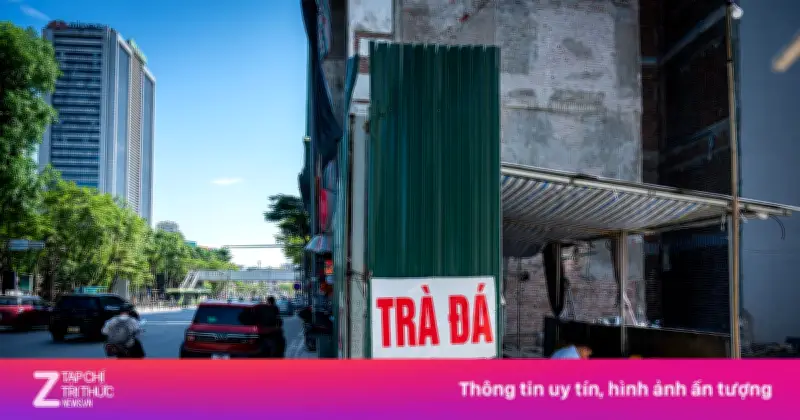 Muôn kiểu kinh doanh khi không có vỉa hè ở Hà Nội