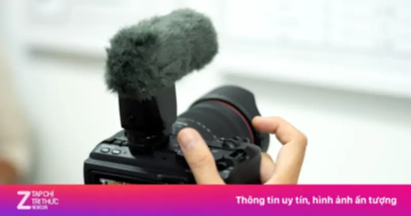 Máy ảnh Canon ở Việt Nam giá rẻ hơn Mỹ, Nhật Bản