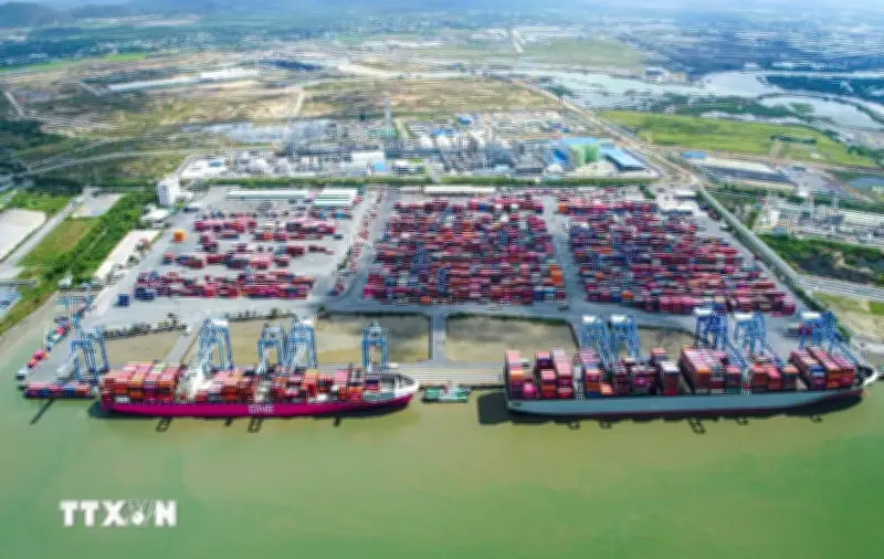 Đón chuyến tàu container LNG đầu tiên kết nối Việt Nam với khu vực Bờ Đông Mỹ