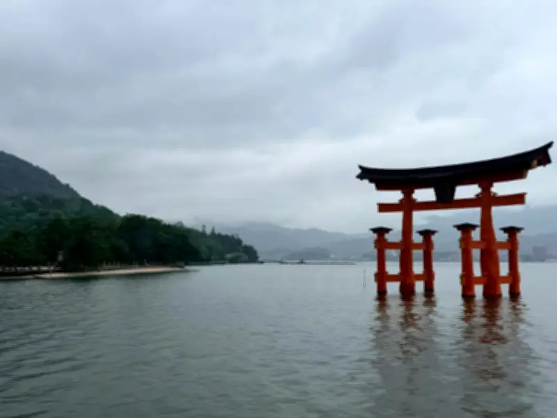 Đền Itsukushima: Viên ngọc kiến trúc trên biển Nhật Bản