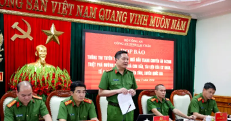 Đường dây làm giả gần 10.000 giấy tờ với giá từ 1,5 triệu đồng