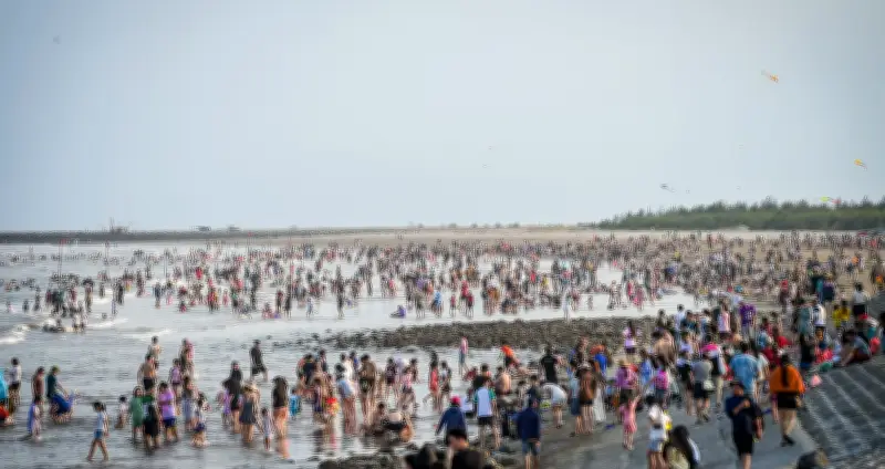 Động từ biển tới rừng tình miền Bắc đón lượng khách lớn nhất nước kỳ nghỉ lễ